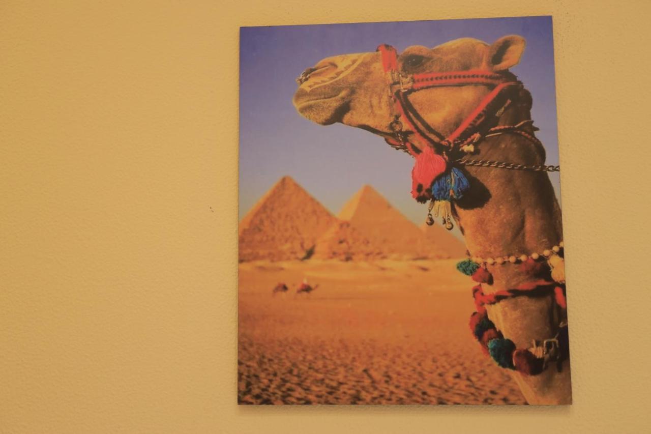 Magic Golden Pyramids View Hotel Kafrat al Jabal ภายนอก รูปภาพ