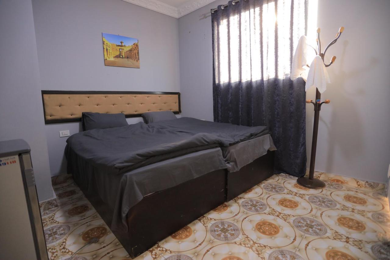 Magic Golden Pyramids View Hotel Kafrat al Jabal ภายนอก รูปภาพ