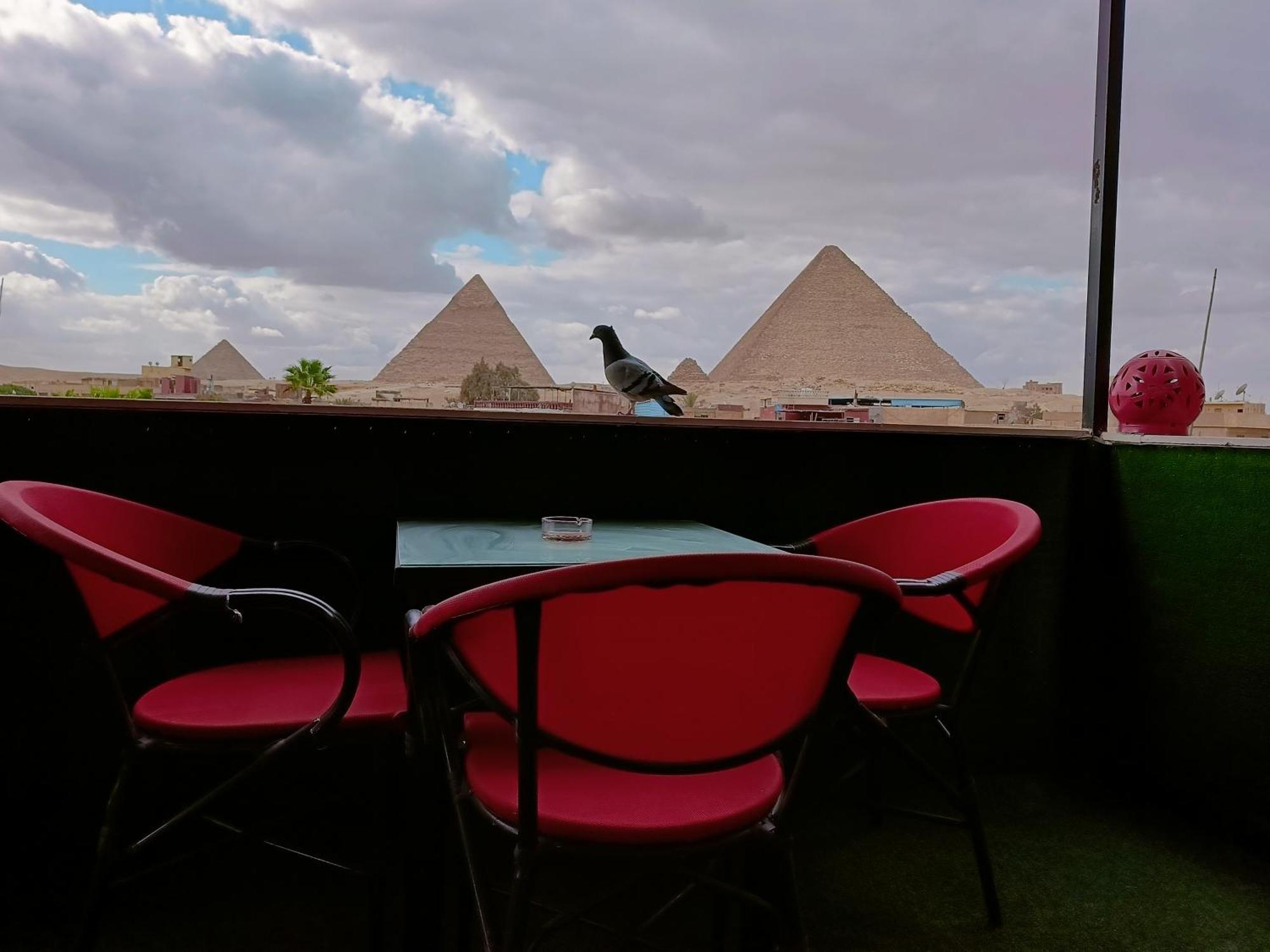 Magic Golden Pyramids View Hotel Kafrat al Jabal ภายนอก รูปภาพ