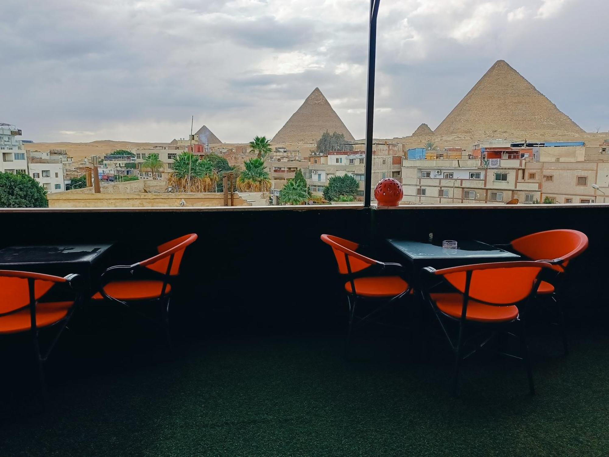 Magic Golden Pyramids View Hotel Kafrat al Jabal ภายนอก รูปภาพ