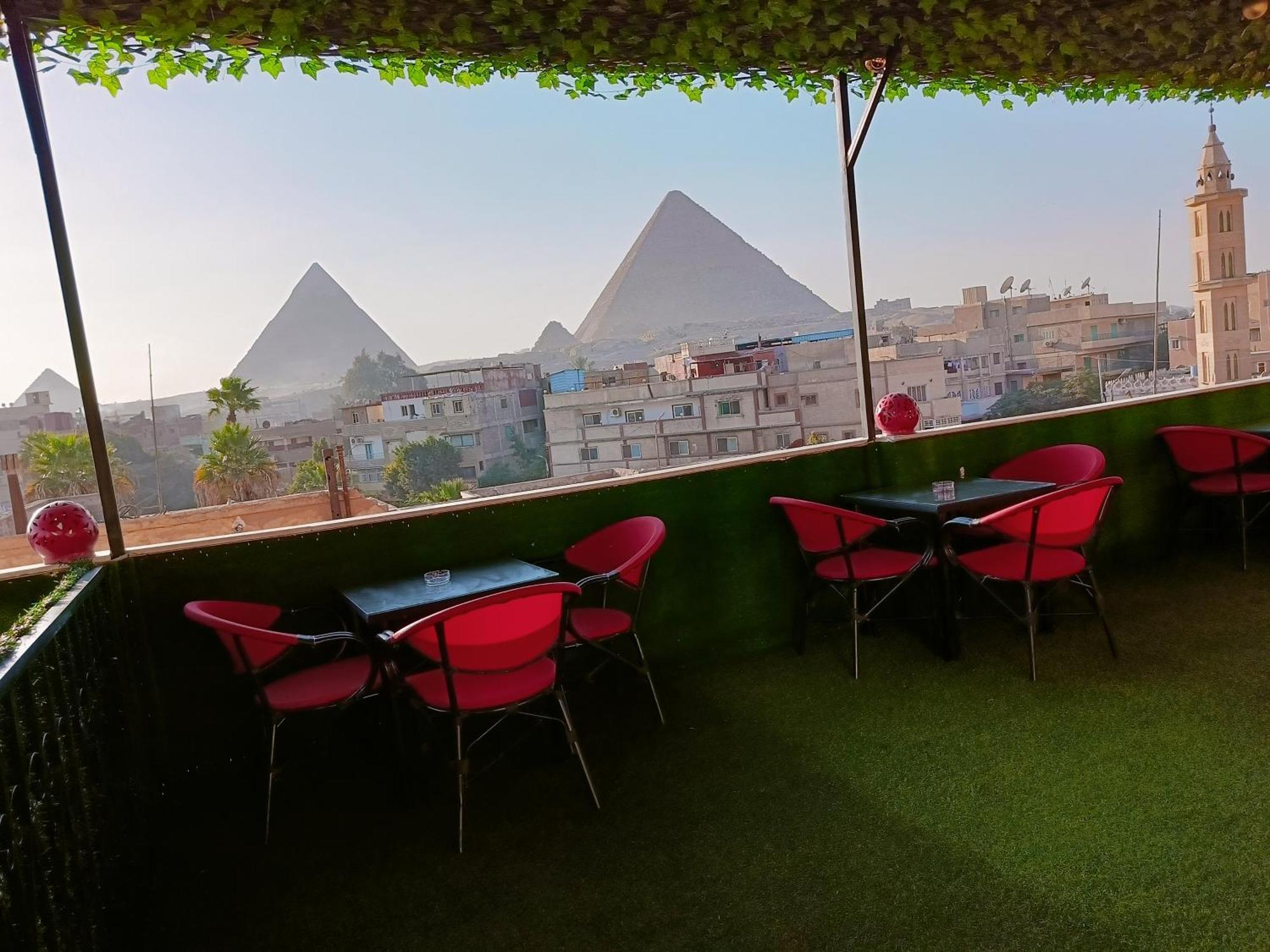 Magic Golden Pyramids View Hotel Kafrat al Jabal ภายนอก รูปภาพ
