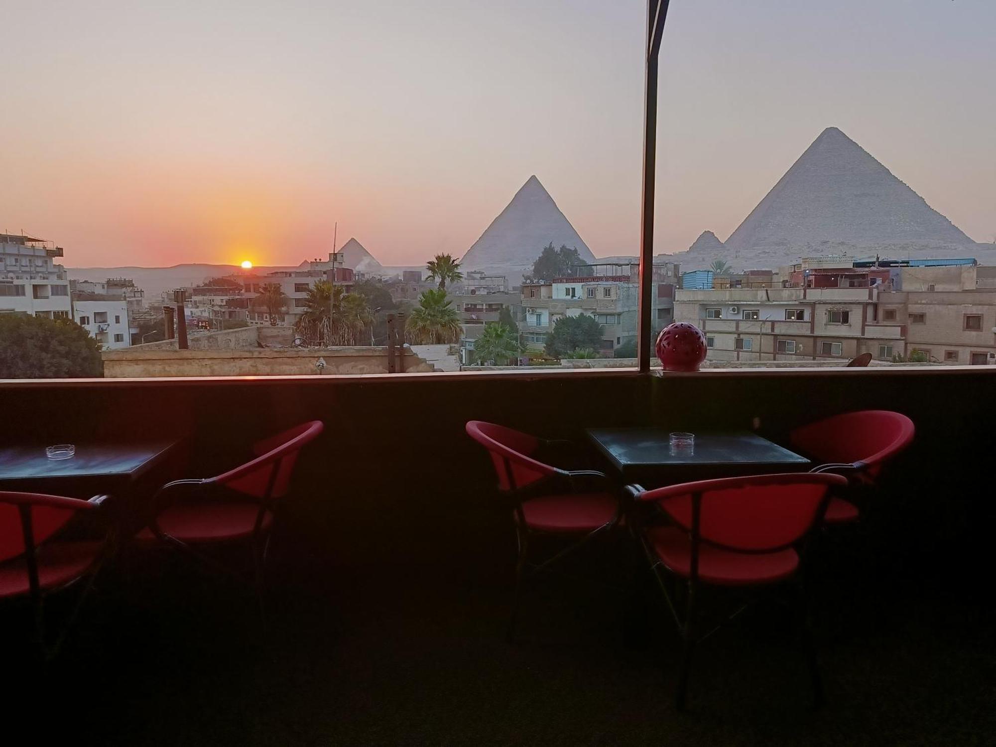 Magic Golden Pyramids View Hotel Kafrat al Jabal ภายนอก รูปภาพ