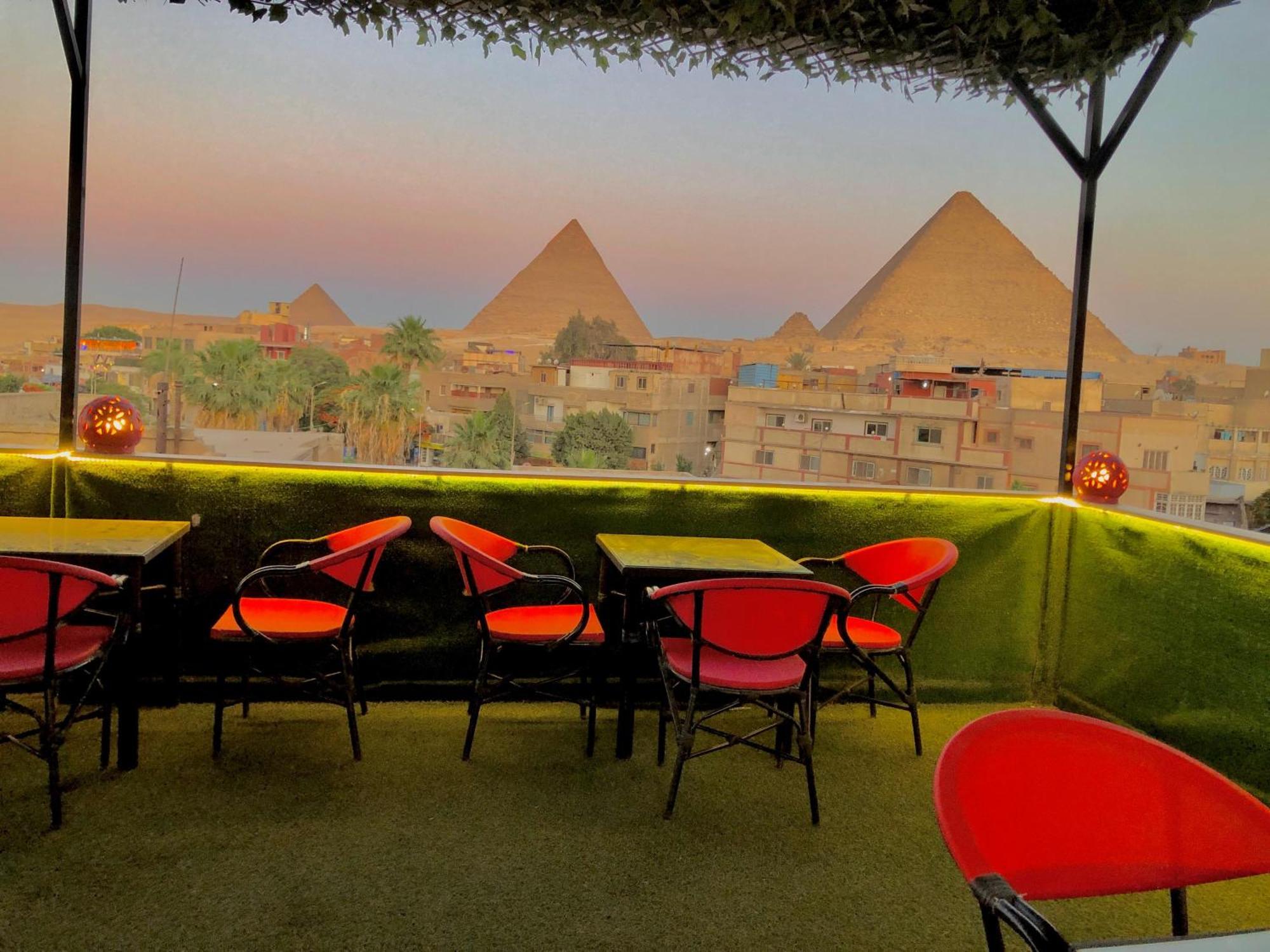 Magic Golden Pyramids View Hotel Kafrat al Jabal ภายนอก รูปภาพ