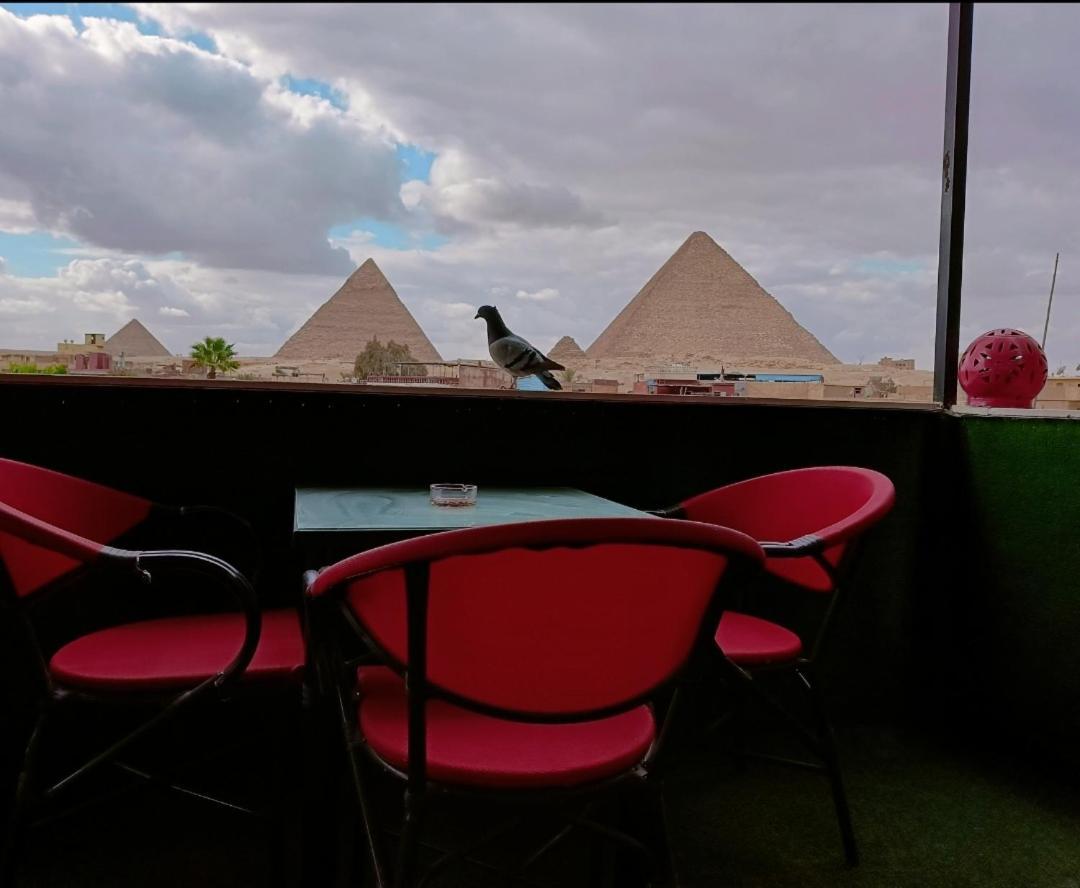 Magic Golden Pyramids View Hotel Kafrat al Jabal ภายนอก รูปภาพ