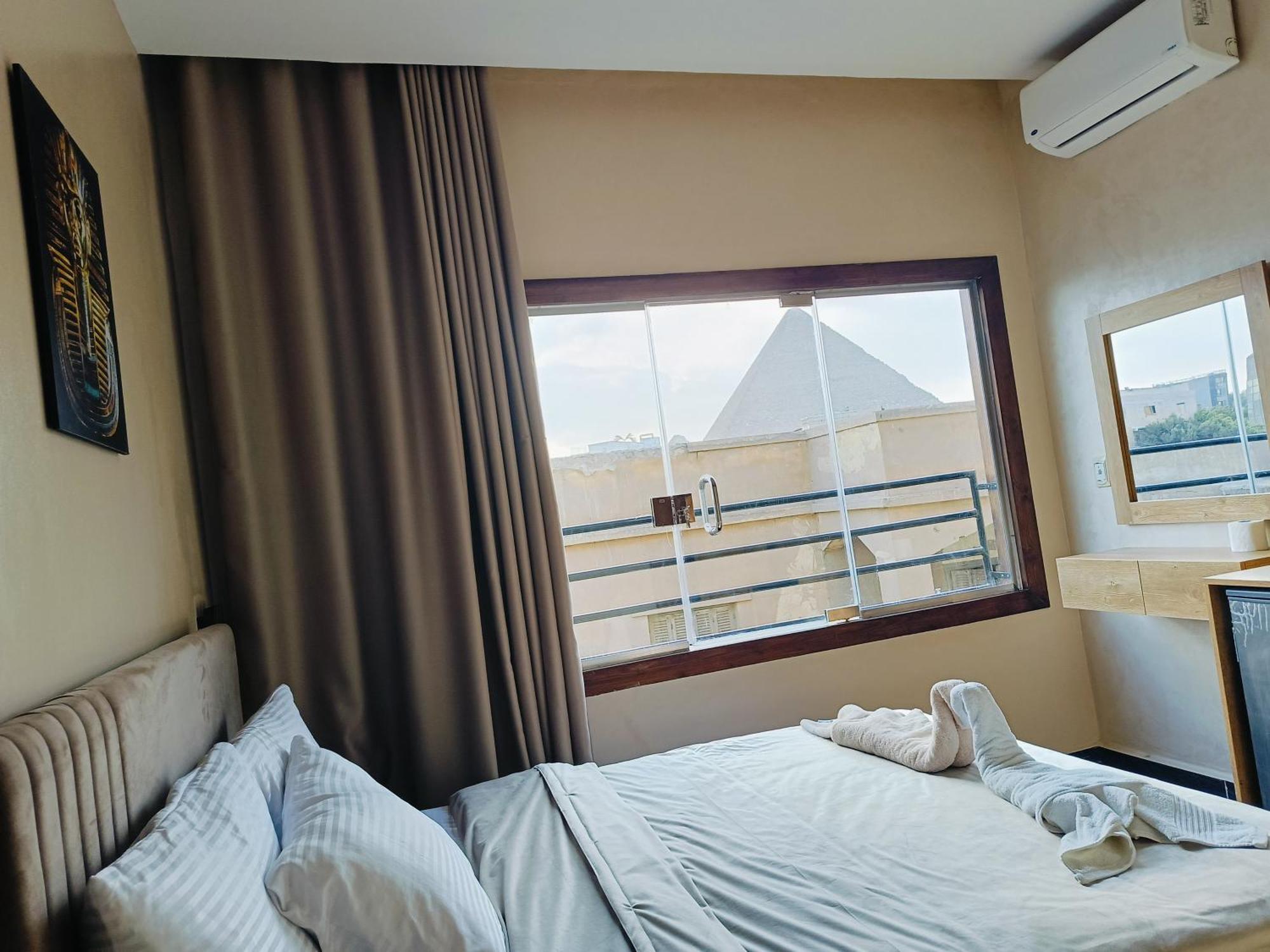 Magic Golden Pyramids View Hotel Kafrat al Jabal ภายนอก รูปภาพ