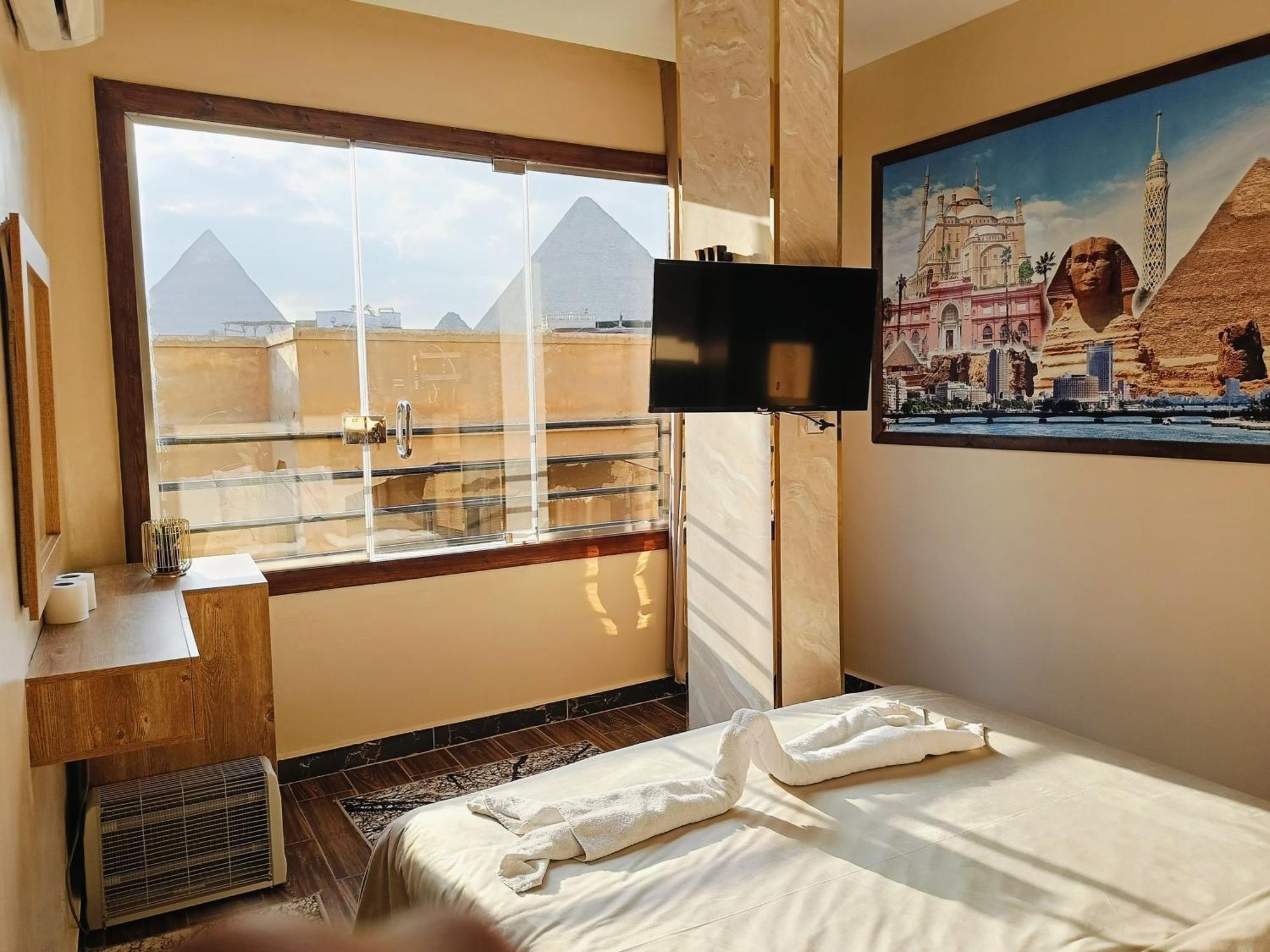 Magic Golden Pyramids View Hotel Kafrat al Jabal ภายนอก รูปภาพ